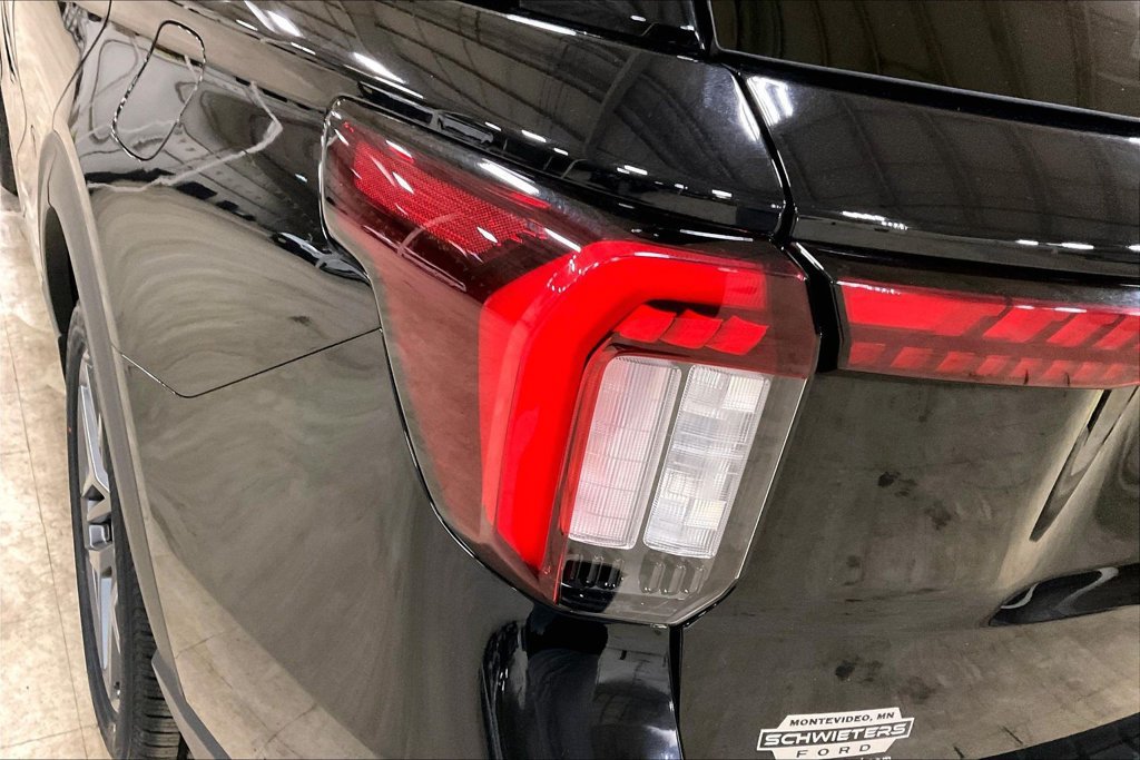 Certified 2025 Ford Explorer ST-Line w/ ST-Line Street Pack AWD/4WD image 28