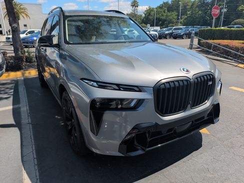 Used 2023 BMW X7 M60i w/ Executive Package AWD/4WD image 1