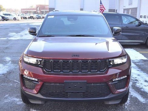 New 2025 Jeep Grand Cherokee Limited image 3