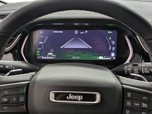 Used 2023 Jeep Grand Cherokee 4WD 4xe image 31