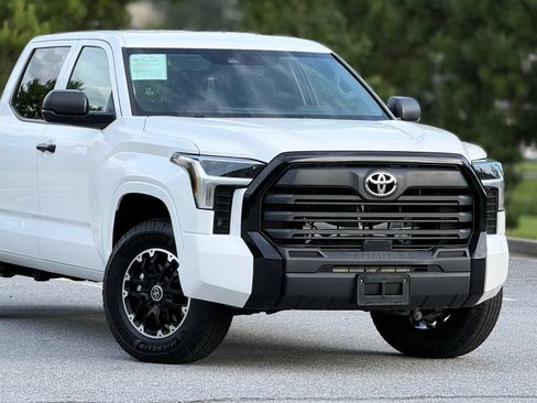 Used 2024 Toyota Tundra SR AWD/4WD image 47