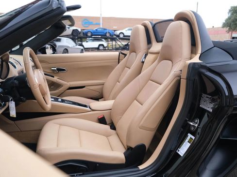 Used 2016 Porsche Boxster image 33