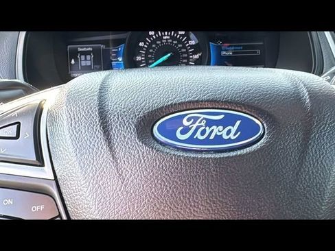 Certified 2024 Ford Edge ST-Line AWD/4WD image 21
