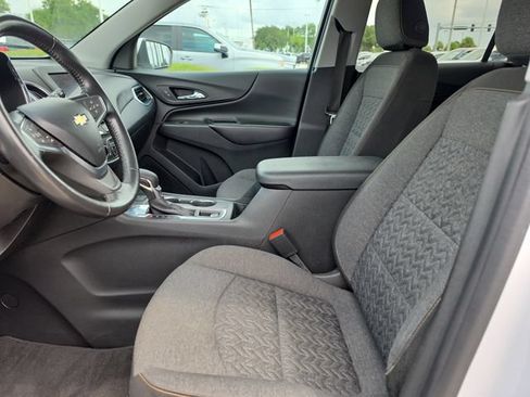 Used 2022 Chevrolet Equinox LT FWD image 16