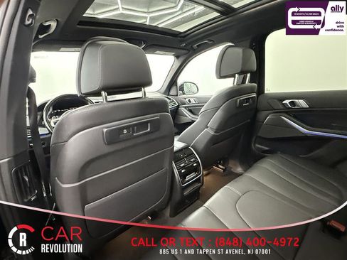 Used 2021 BMW X5 M50i w/ Premium Package AWD/4WD image 30