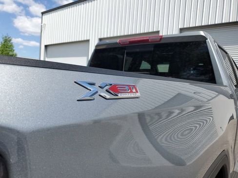 New 2026 GMC Sierra 1500 SLT AWD/4WD image 10