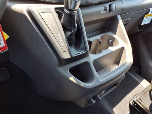 New 2025 Ford Transit 250 148 Medium Roof image 16