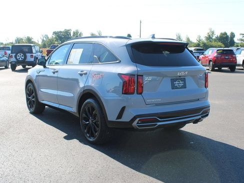 Used 2023 Kia Sorento SX FWD image 7