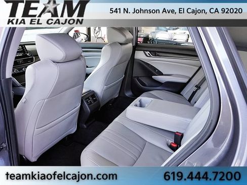 Used 2020 Honda Accord Touring image 17