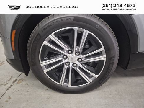 New 2026 Cadillac Lyriq Premium Luxury w/ LPO, Floor Liner Package AWD/4WD image 7