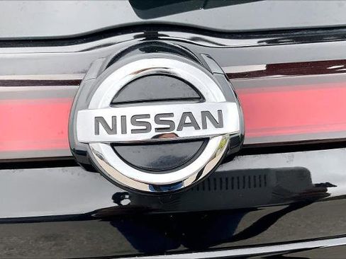 Certified 2021 Nissan Kicks SV image 29
