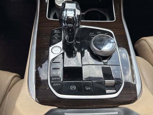 Used 2019 BMW X7 xDrive40i w/ Premium Package image 17