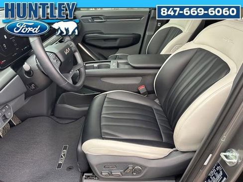 Used 2024 Kia EV9 GT-Line image 25