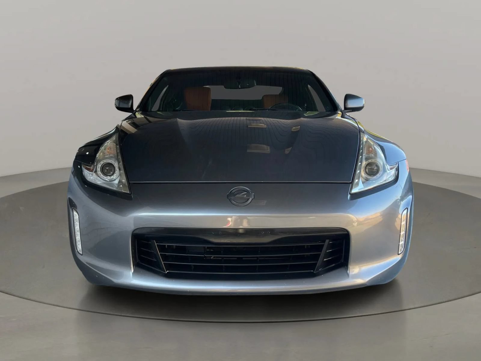 Used 2016 Nissan 370Z Touring RWD image 8