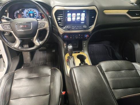 Used 2019 GMC Acadia Denali image 33