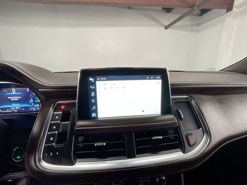 Used 2023 Chevrolet Tahoe Z71 w/ Luxury Package image 14