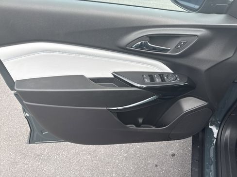 New 2025 Chevrolet Trax LT w/ Driver Confidence Package image 15