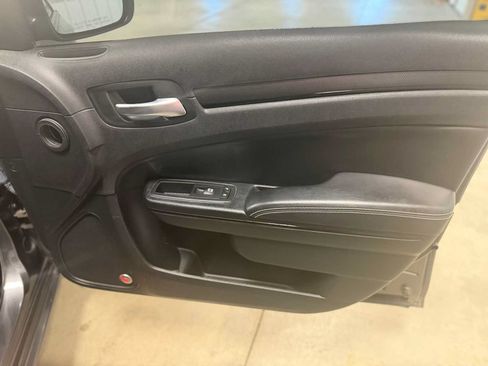 Used 2016 Chrysler 300 S RWD image 24