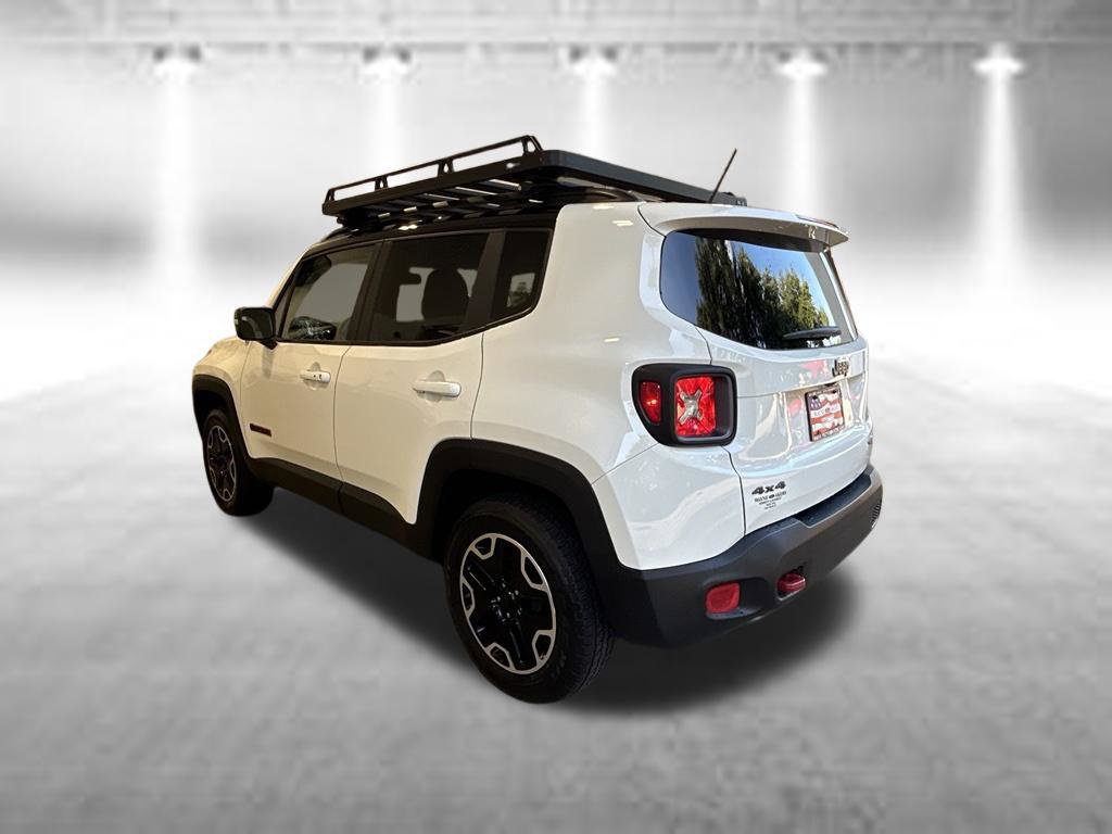 Used 2017 Jeep Renegade Trailhawk AWD/4WD image 7