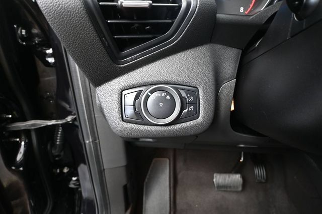 Used 2019 Ford Escape SE FWD image 23