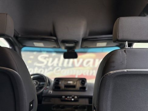 Used 2019 Mercedes-Benz Sprinter 144 image 28