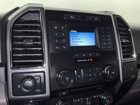 Used 2018 Ford F150 XLT w/ Equipment Group 301A Mid RWD image 22
