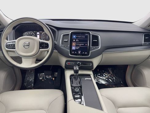 Used 2020 Volvo XC90 T5 Momentum w/ Protection Package Premier FWD image 20