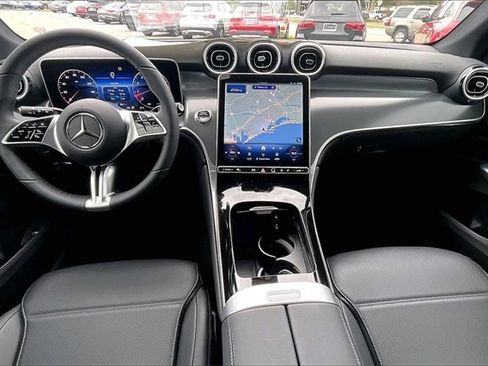 New 2026 Mercedes-Benz GLC 300 image 4