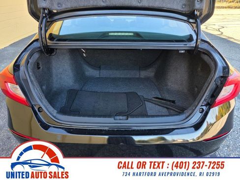 Used 2018 Honda Accord LX image 11