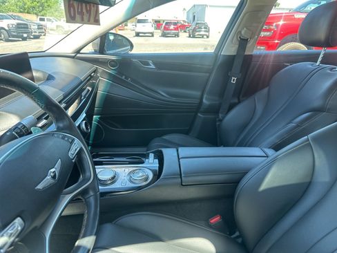 Used 2023 Genesis G80 2.5T image 5