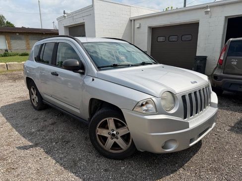 Used 2008 Jeep Compass Sport FWD image 1