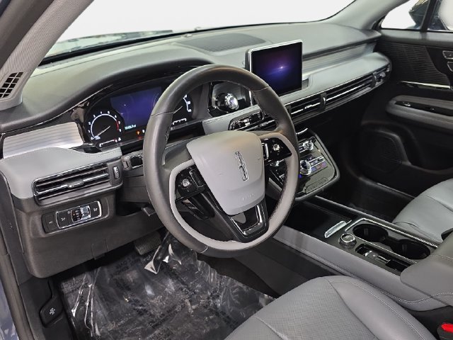 Certified 2022 Lincoln Corsair AWD w/ Equipment Group 101A image 13