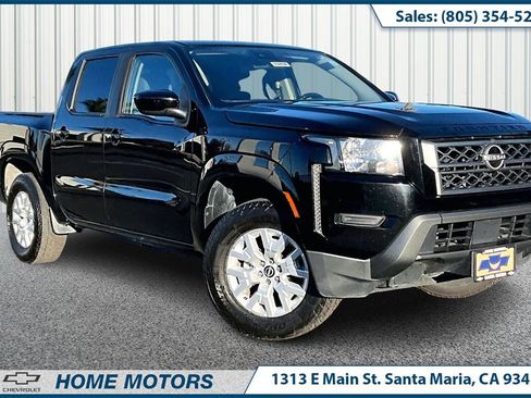 Used 2022 Nissan Frontier SV image 1