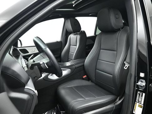 Used 2024 Mercedes-Benz GLE 450e 4MATIC image 16