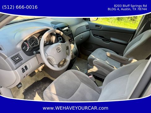 Used 2004 Toyota Sienna CE FWD image 11
