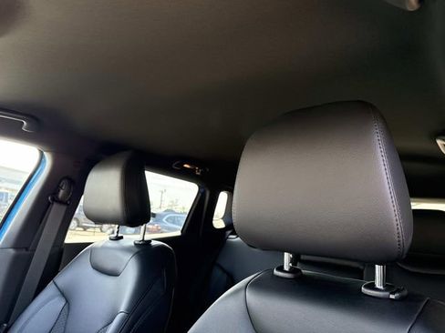 New 2026 Jeep Compass Latitude image 10