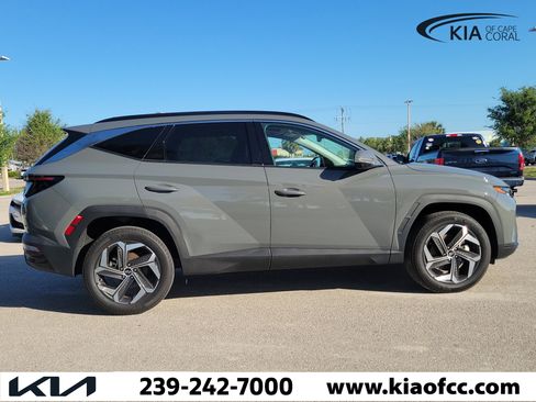 Used 2024 Hyundai Tucson Limited AWD/4WD image 7