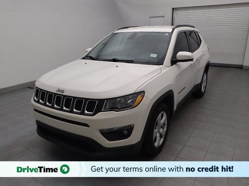 Used 2020 Jeep Compass Latitude FWD image 1