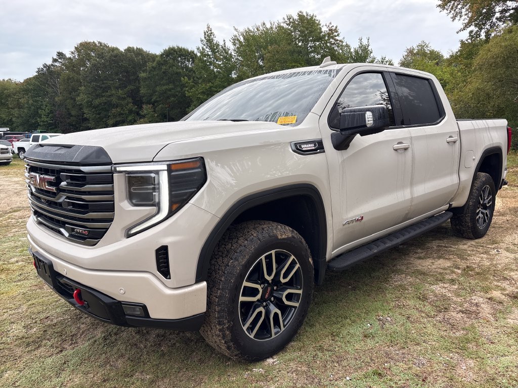 Used 2026 GMC Sierra 1500 AT4 w/ AT4 Premium Package AWD/4WD image 14