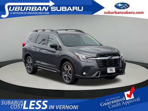 Used 2025 Subaru Ascent Touring AWD/4WD image 1