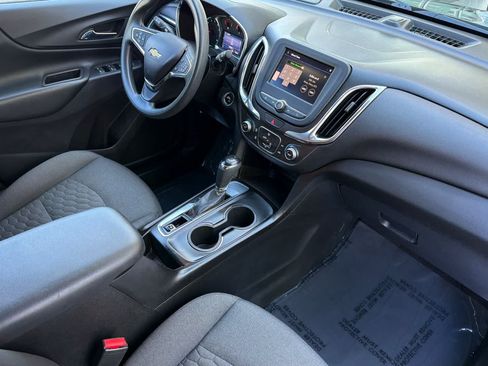 Used 2020 Chevrolet Equinox LT FWD image 18