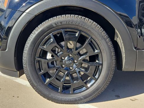 Used 2021 Kia Telluride SX w/ Nightfall Edition Package image 12