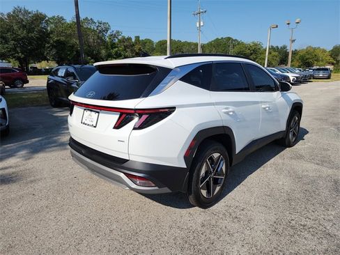 New 2025 Hyundai Tucson SEL image 3