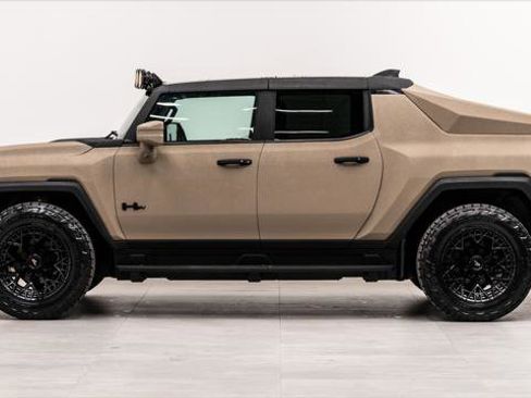 Used 2025 GMC Hummer EV 3X AWD/4WD image 15