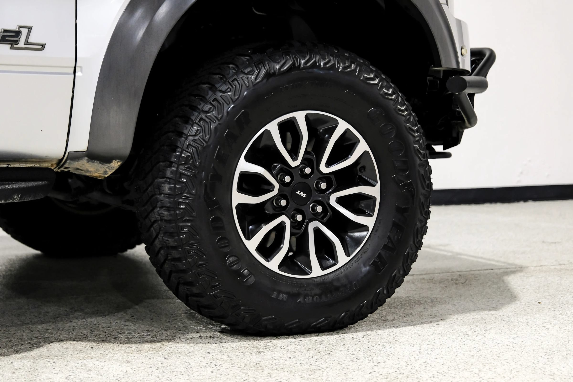 Used 2014 Ford F150 Raptor w/ Equipment Group 801A Luxury AWD/4WD image 62