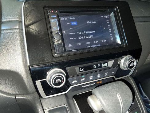 Used 2020 Honda CR-V LX image 18