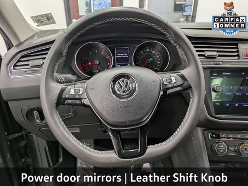 Used 2021 Volkswagen Tiguan SE w/ Panoramic Sunroof Package AWD/4WD image 25