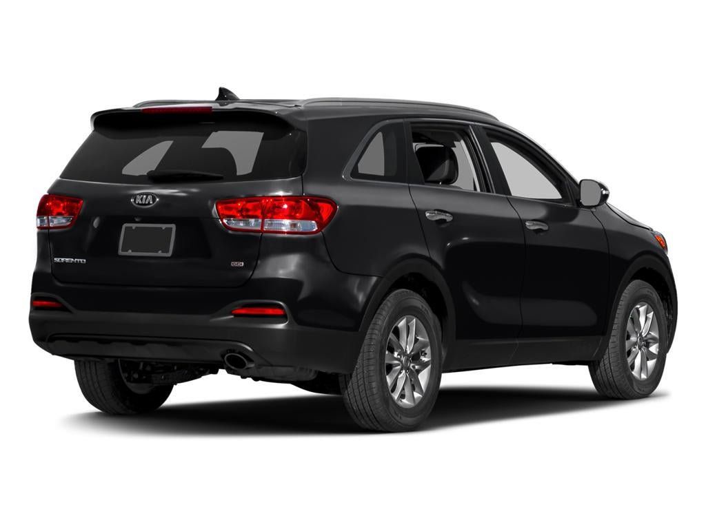 Used 2017 Kia Sorento AWD image 2