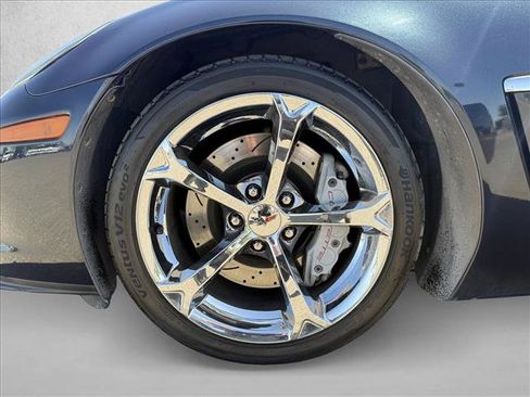 Used 2013 Chevrolet Corvette Grand Sport w/ 3LT Preferred Equipment Group RWD image 19