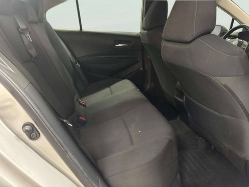 Used 2021 Toyota Corolla LE FWD image 17